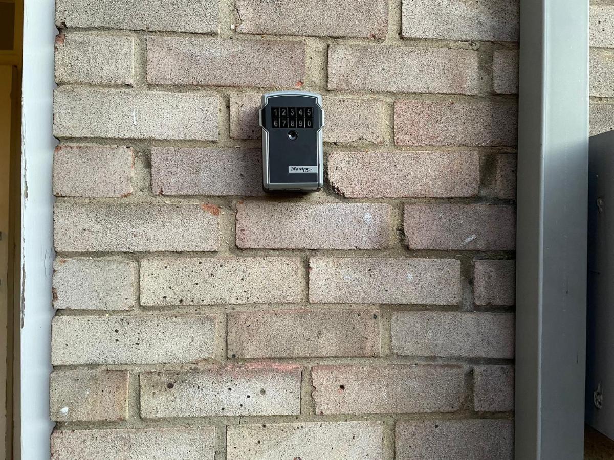 Nnk Air Bnb Enfield Exterior photo
